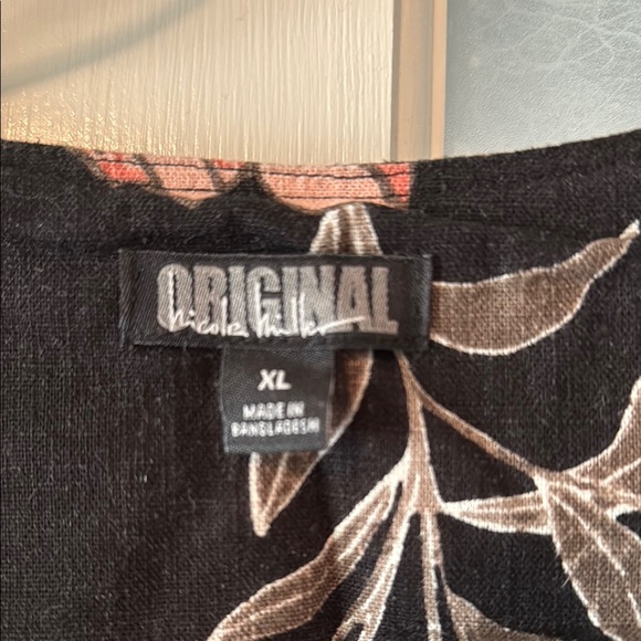 Nicole Miller Black and Pink A-line Dress - Picture 2 of 5